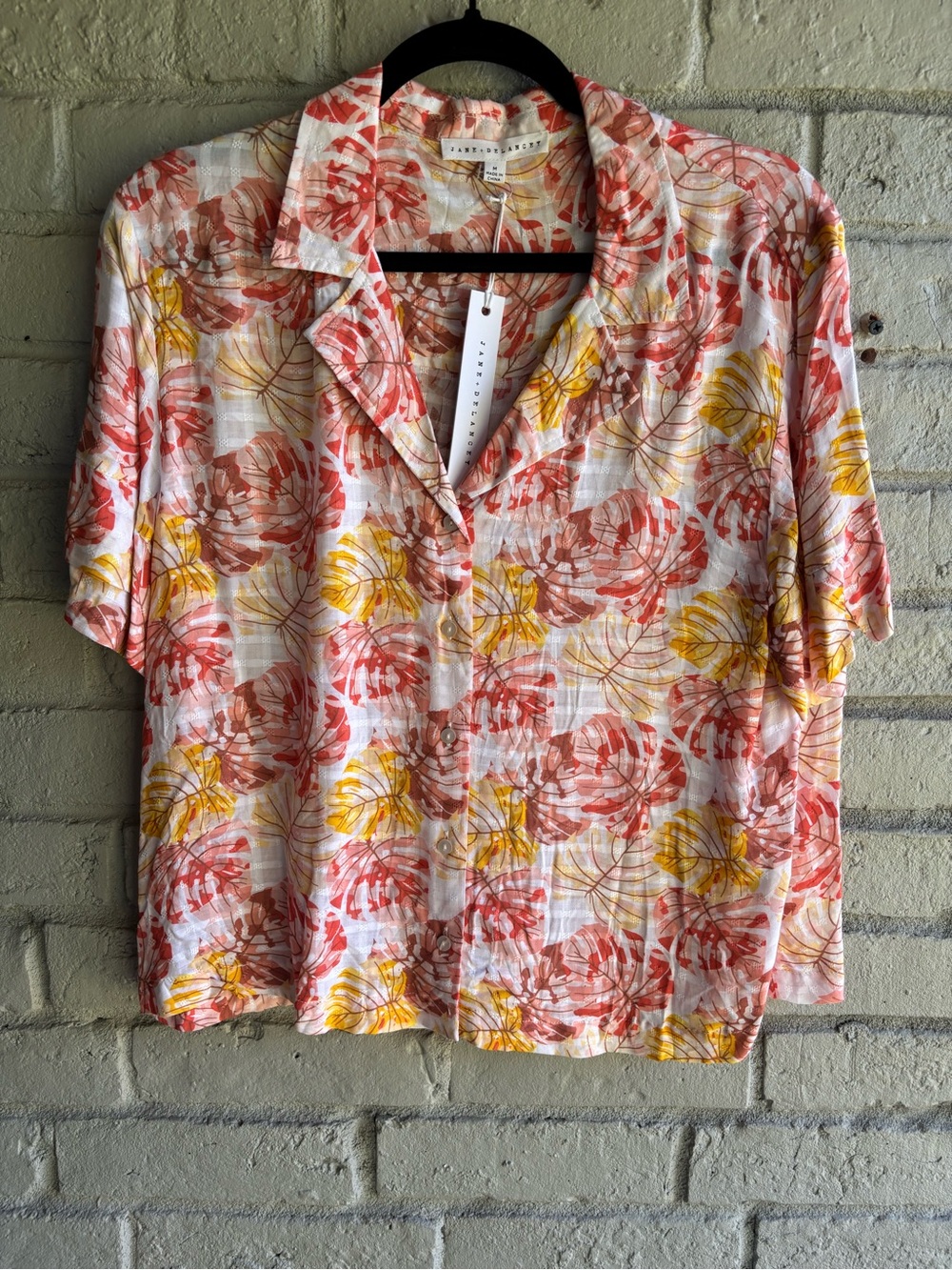 Jane and Delancey Coral & Yellow Floral Camp Shirt Sz M NWT
